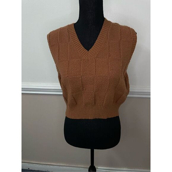 Dazy-Less Textured Knit V-Neck Sweater Vest Size Large - Picture 1 of 8